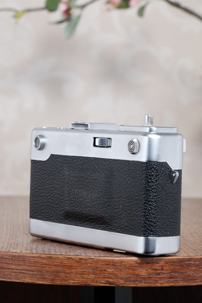 SUPERB! 1956 Voigtlander Vitessa 35mm rangefinder  camera, Freshly Serviced, CLAd!