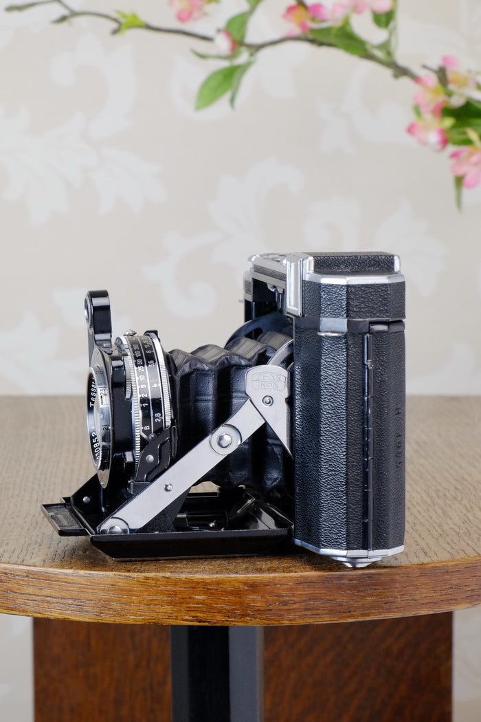 SUPERB! 1938 Zeiss Ikon Super Ikonta B 6x6, Tessar lens,  CLA'd, Freshly Serviced! - Zeiss-Ikon- Petrakla Classic Cameras