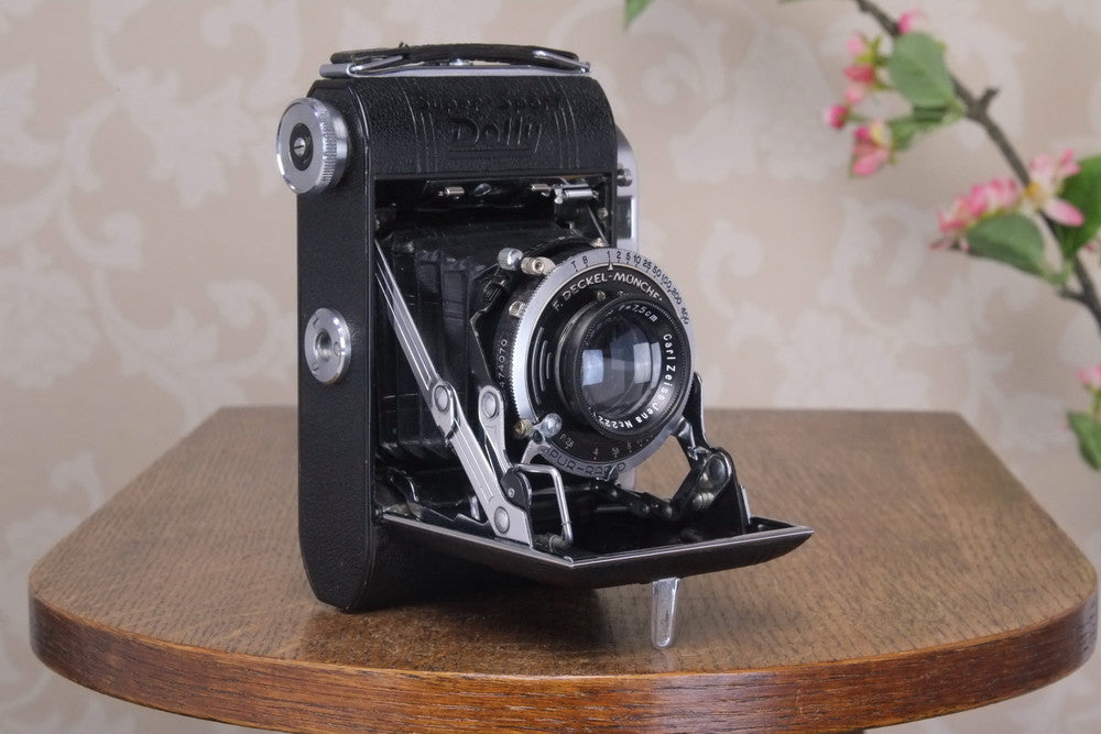 Rare! 1938 CERTO SS Dolly with f2.8/75mm Zeiss Tessar lens - Certo- Petrakla Classic Cameras