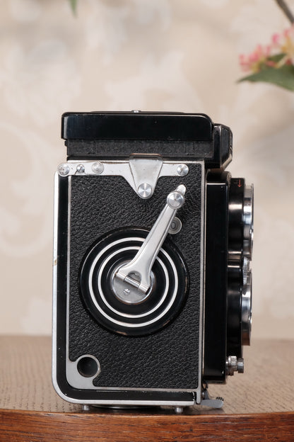 Excellent 1951 Rolleiflex with coated Zeiss Opton Tessar and original case, Freshly Serviced, CLA’d!