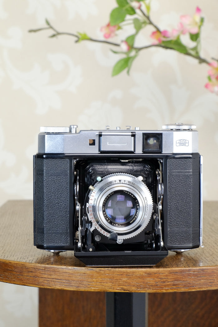 Near Mint! 1956 6x6 Zeiss Ikon Super Ikonta IV, 531/16 with Tessar lens, CLAd, Freshly Serviced! - Zeiss-Ikon- Petrakla Classic Cameras