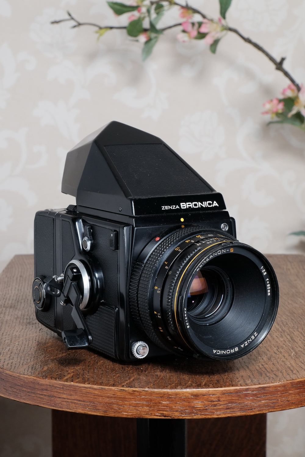 6x6 Zenza Bronica SQ complete with 80mm lens & 120 film back.