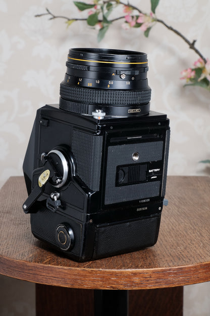 6x6 Zenza Bronica SQ complete with 80mm lens & 120 film back.