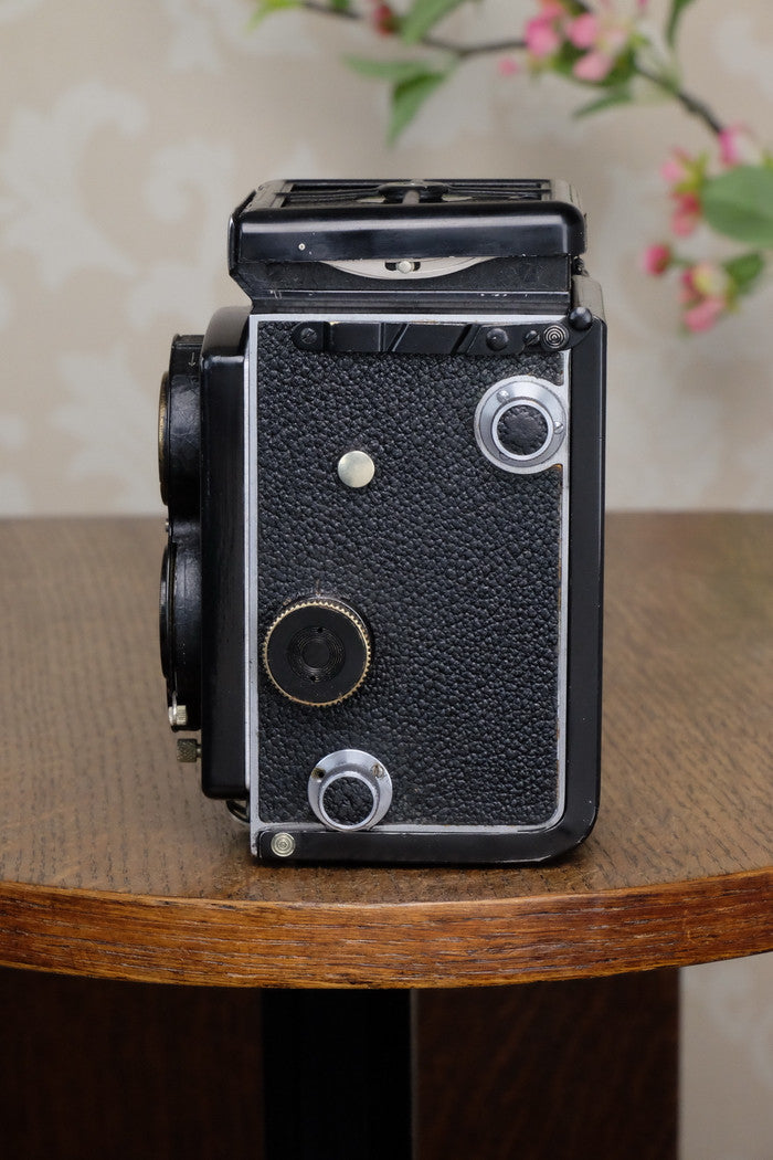 Excellent! 1933 Old Standard Rolleiflex, Freshly Serviced, CLA’d - Frank & Heidecke- Petrakla Classic Cameras