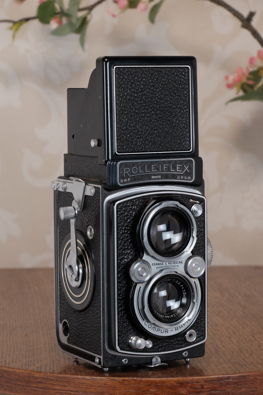 Near Mint! 1940 Rolleiflex Automat, Freshly Serviced, CLA’d!