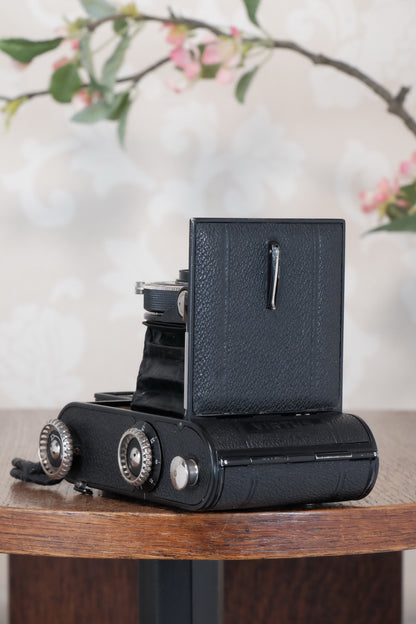 Rare! Near mint, 1935 Voigtlander Virtus 6x4.5 Folder, CLAd, Freshly Serviced!