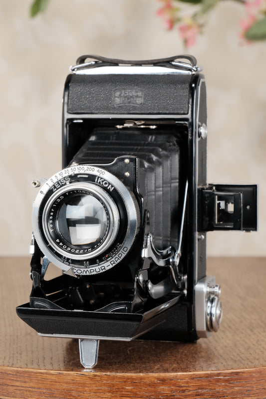 Superb! 1938 Zeiss-Ikon Ikonta 6x9, with Tessar lens, CLA'd, Freshly Serviced! - Zeiss-Ikon- Petrakla Classic Cameras