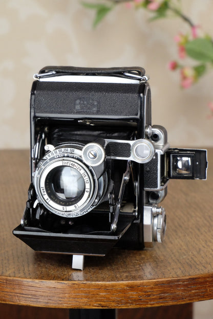 Superb! 1948 Zeiss Ikon Super Ikonta, CLA’d, FRESHLY SERVICED! - Zeiss-Ikon- Petrakla Classic Cameras