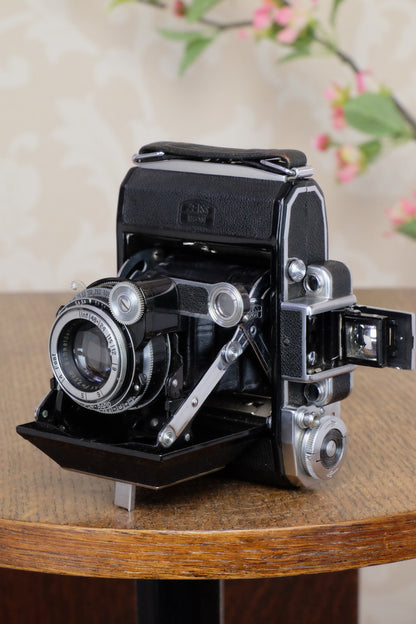 Superb! 1948 Zeiss Ikon Super Ikonta, CLA’d, FRESHLY SERVICED! - Zeiss-Ikon- Petrakla Classic Cameras