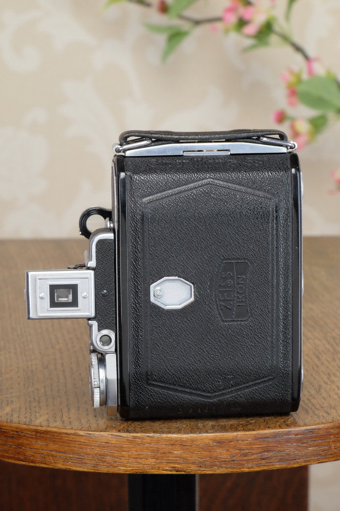 Superb! 1948 Zeiss Ikon Super Ikonta, CLA’d, FRESHLY SERVICED! - Zeiss-Ikon- Petrakla Classic Cameras