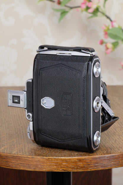 Superb! 1948 Zeiss Ikon Super Ikonta, CLA’d, FRESHLY SERVICED! - Zeiss-Ikon- Petrakla Classic Cameras