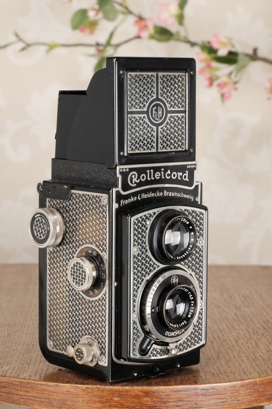 1934 Art-Deco Nickel-plated Rolleicord, CLA’d, Freshly Serviced! - Frank & Heidecke- Petrakla Classic Cameras