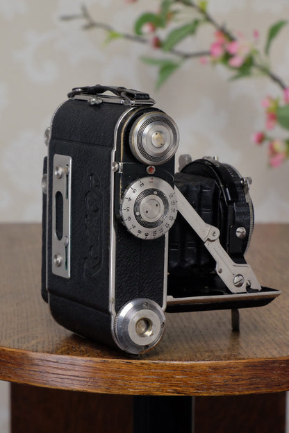 Excellent! 1939 PLAUBEL ROLL-OP! 6x4.5 COUPLED RANGEFINDER CAMERA. Freshly Serviced! - Plaubel- Petrakla Classic Cameras