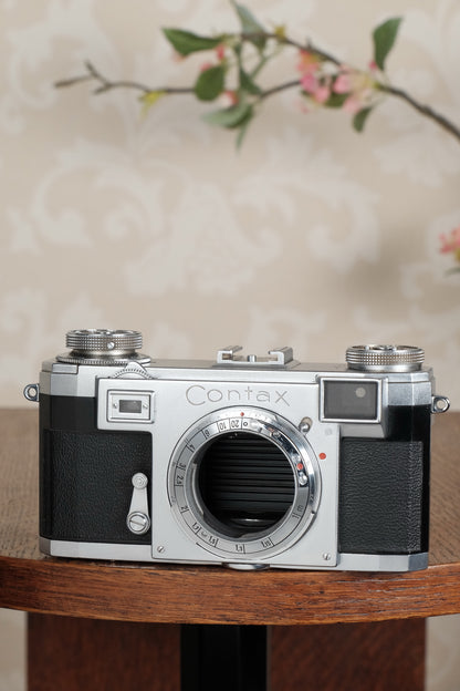 Superb! 1958 Zeiss Ikon Contax IIa with Original Leather Case. CLA'd, Freshly Serviced!