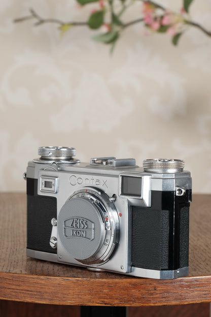 Superb! 1958 Zeiss Ikon Contax IIa with Original Leather Case. CLA'd, Freshly Serviced!