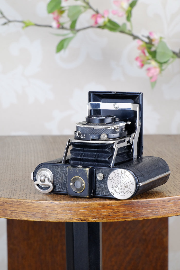 1932 Nagel Vollenda with Tessar lens, Freshly Serviced, CLA’d - Nagel- Petrakla Classic Cameras