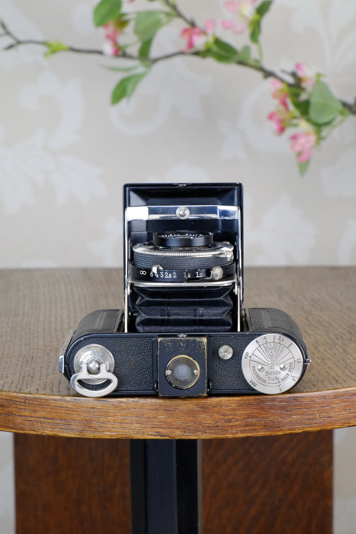 1932 Nagel Vollenda with Tessar lens, Freshly Serviced, CLA’d - Nagel- Petrakla Classic Cameras