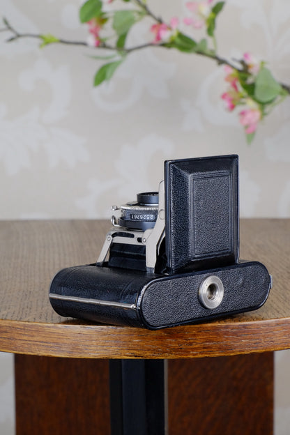 1932 Nagel Vollenda with Tessar lens, Freshly Serviced, CLA’d - Nagel- Petrakla Classic Cameras