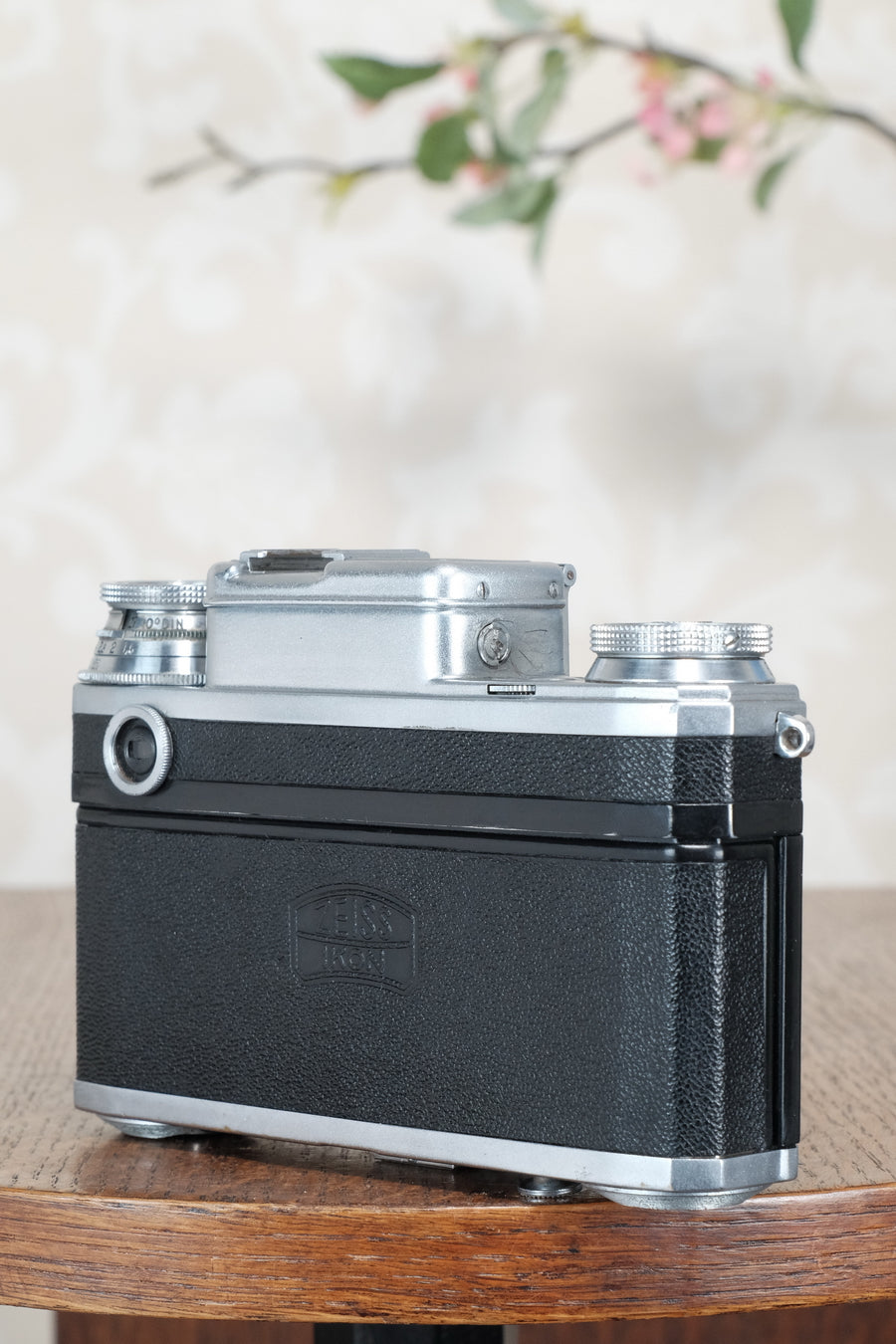 Superb 1941 Zeiss Ikon Contax with a 1.5/50mm T coated Sonnar, CLA'd, Freshly Serviced!