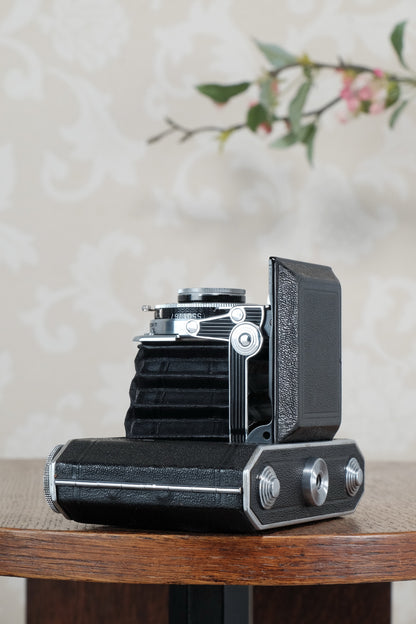 Superb! 1939 Nagel-Kodak 6x4.5 Duo camera, CLA'd, Freshly Serviced!