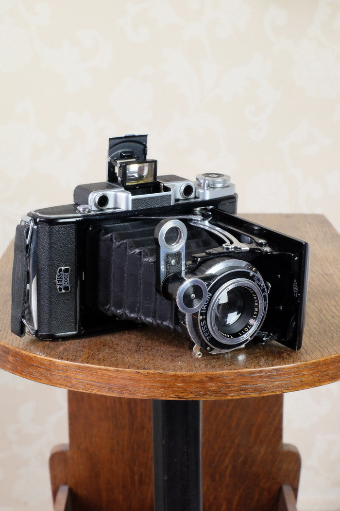 SUPERB! 1938 6x9 Super Ikonta with Tessar Lens, FRESHLY SERVICED! - Zeiss-Ikon- Petrakla Classic Cameras