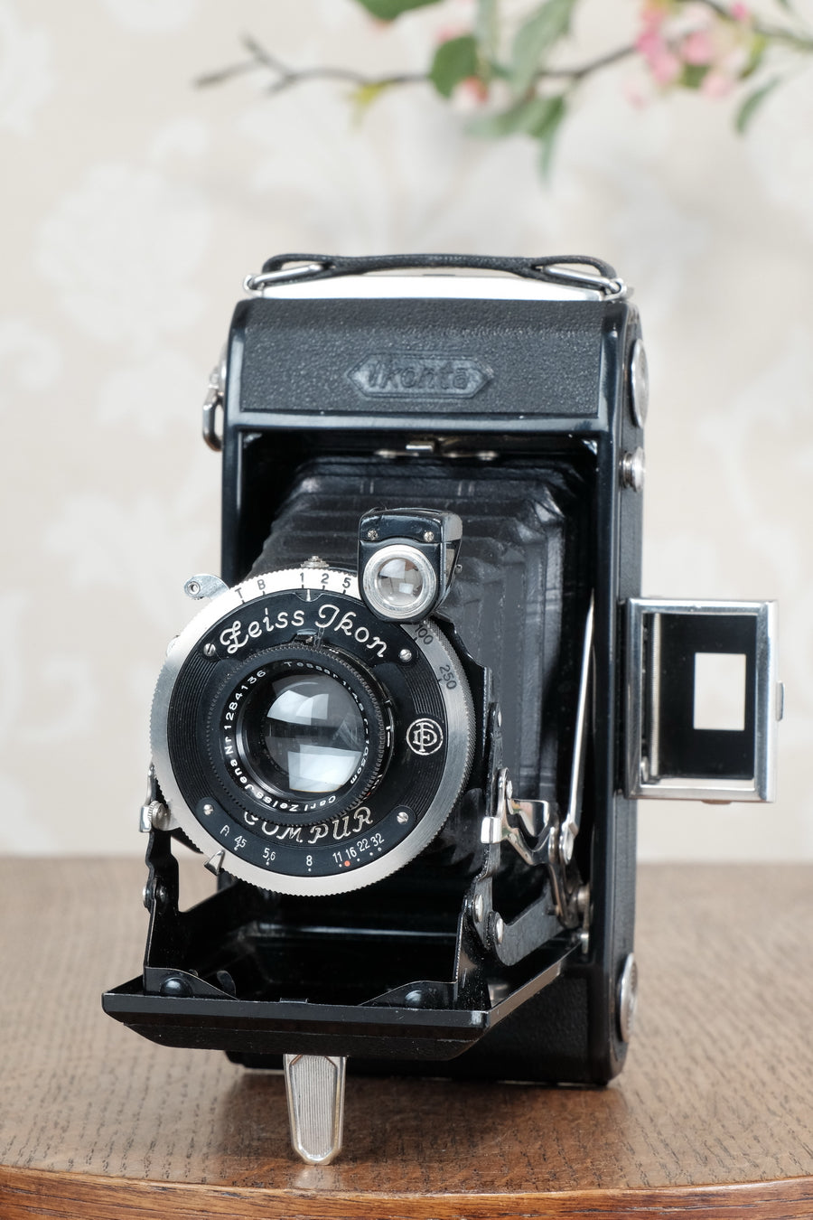 Superb! 1931 Zeiss-Ikon Ikonta 6x9, CLA'd, Freshly Serviced!