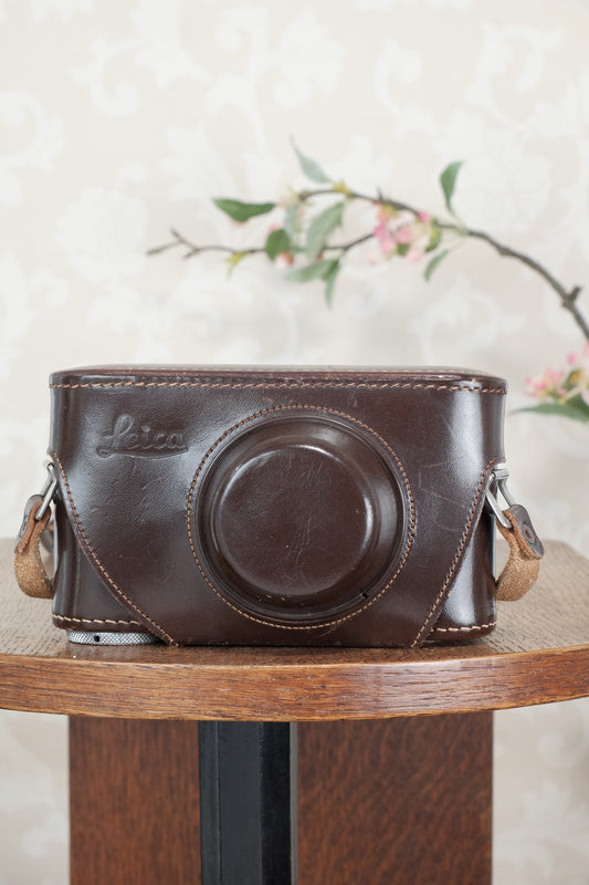 Original Leitz Leica IIIg leather camera case, will also fit the IIIf & IIIc