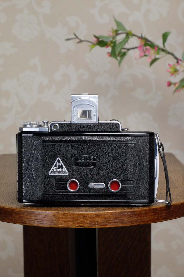 Excellent! 1937 6x9 Super Ikonta with Tessar Lens, CLA'd, Freshly Serviced! - Zeiss-Ikon- Petrakla Classic Cameras