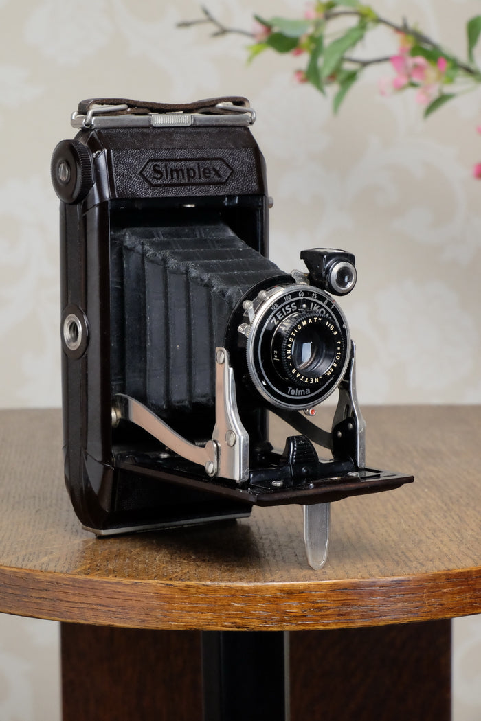 SUPERB! circa 1935 Zeiss-Ikon Simplex, Brown 6x9 Bakelite Art Deco Camera, CLA‘d - Zeiss-Ikon- Petrakla Classic Cameras