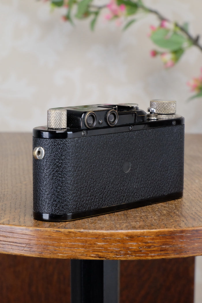 SUPERB! 1932 BLACK LEITZ LEICA II with Nickel Elmar lens. CLA'd, Freshly Serviced! - Leitz- Petrakla Classic Cameras