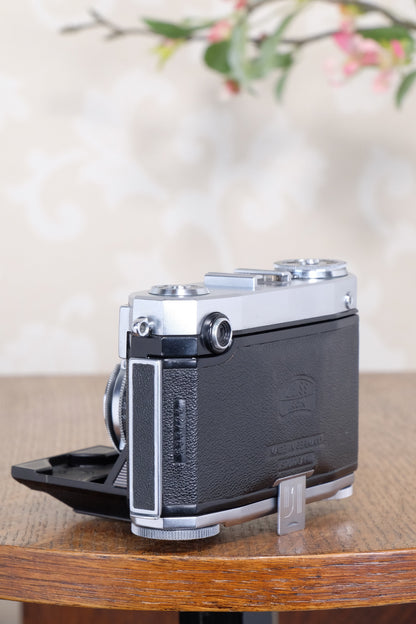 Near Mint! 1952 Zeiss Ikon Contessa 533/24 with case CLA'd, Freshly serviced!