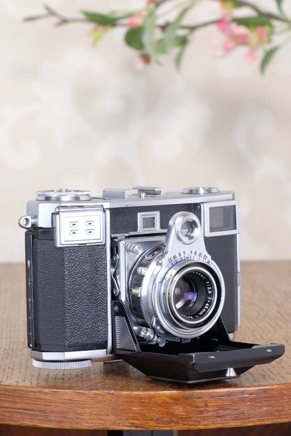 Near Mint! 1952 Zeiss Ikon Contessa 533/24 with case CLA'd, Freshly serviced!