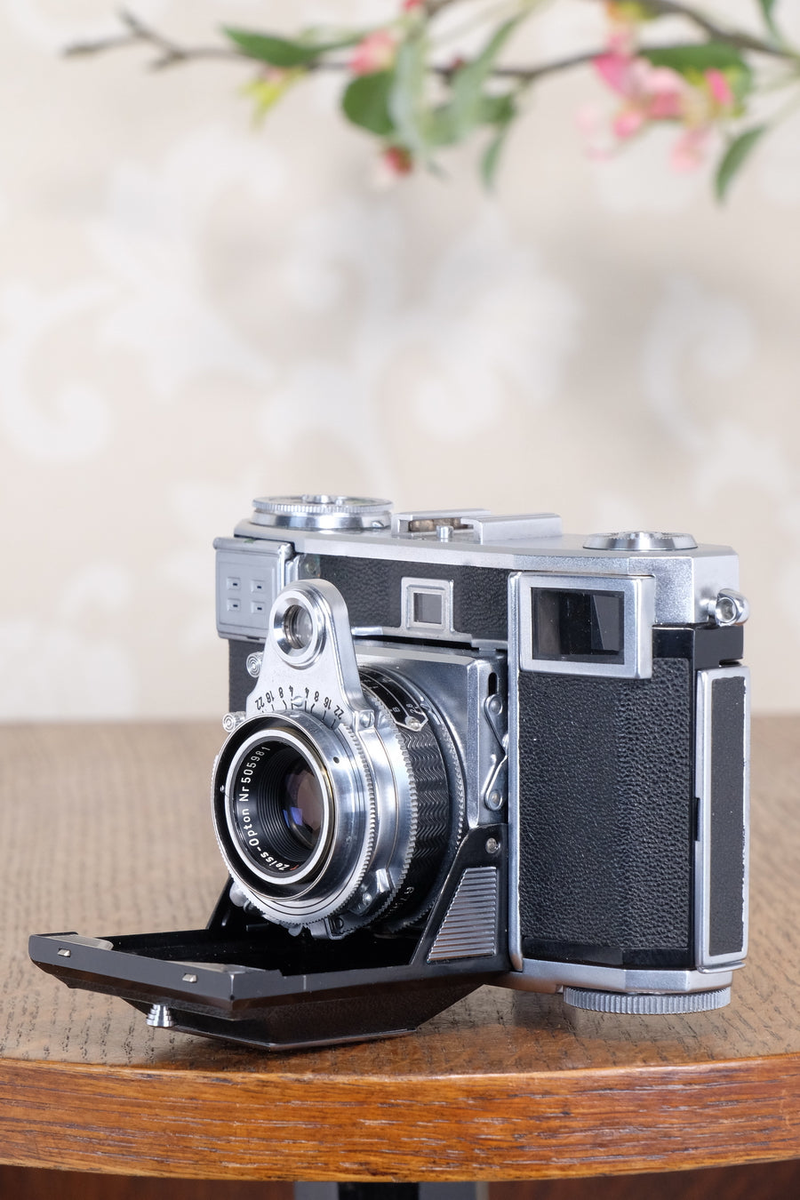 Near Mint! 1952 Zeiss Ikon Contessa 533/24 with case CLA'd, Freshly serviced!