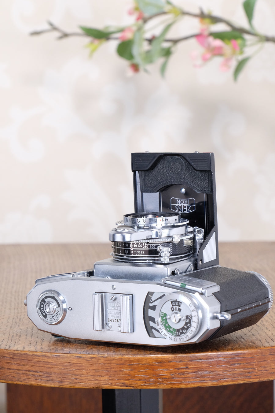 Near Mint! 1952 Zeiss Ikon Contessa 533/24 with case CLA'd, Freshly serviced!