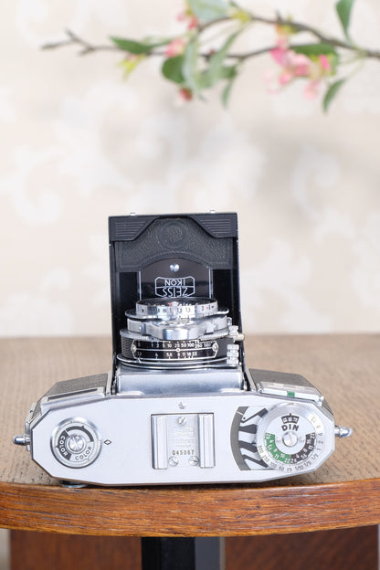 Near Mint! 1952 Zeiss Ikon Contessa 533/24 with case CLA'd, Freshly serviced!