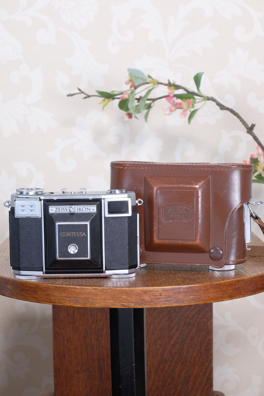 Near Mint! 1952 Zeiss Ikon Contessa 533/24 with case CLA'd, Freshly serviced!