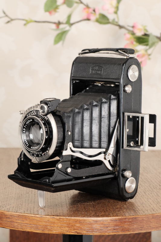 Superb 1936 Zeiss-Ikon 6x9 Folding Camera with Tessar lens, CLA'd, Freshly Serviced! - Zeiss-Ikon- Petrakla Classic Cameras