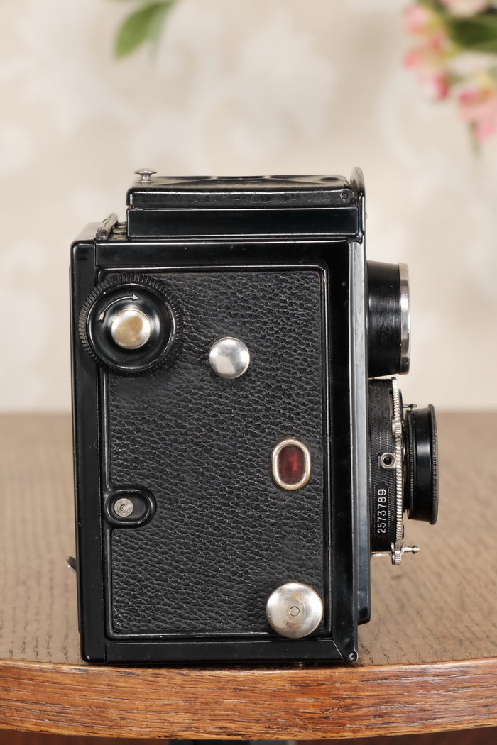 1935 Voigtlander Brillant 6x6 TLR, CLA'd, Freshly Serviced! - Voigtlander- Petrakla Classic Cameras