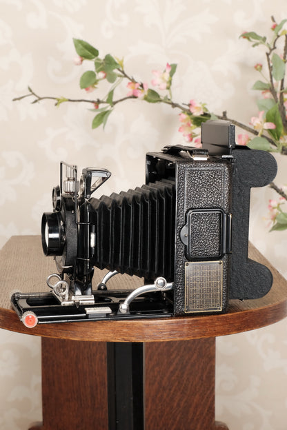 1928 Voigtlander Bergheil Camera with HELIAR LENS! Freshly serviced CLA’d - Voigtlander- Petrakla Classic Cameras