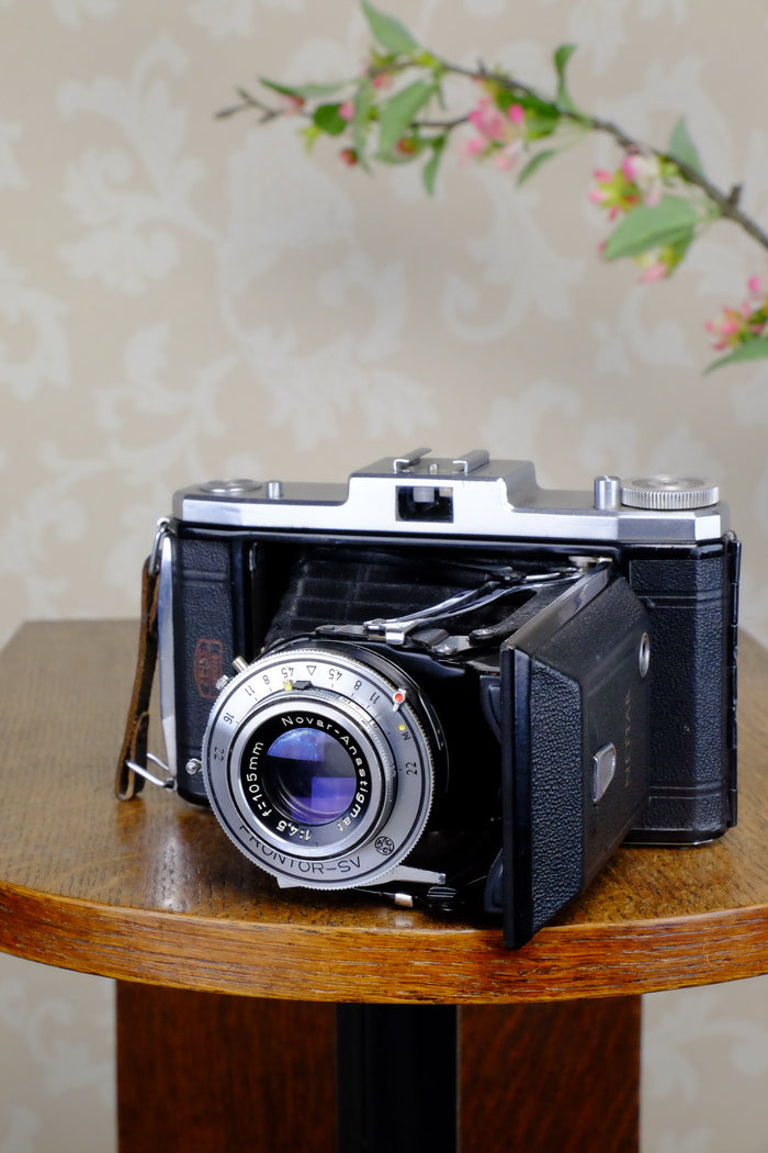 Excellent! 1955 6x9 Zeiss-Ikon Nettar, CLA'd, Freshly Serviced! - Zeiss-Ikon- Petrakla Classic Cameras