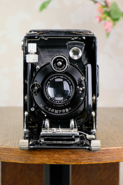 Excellent! 1929 Voigtlander Bergheil Camera with HELIAR LENS! Freshly serviced CLA’d - Voigtlander- Petrakla Classic Cameras