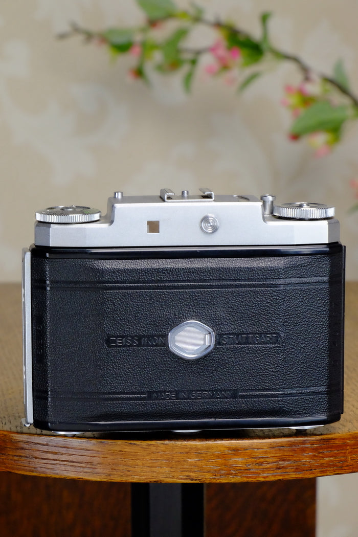 Near Mint! 1955 Zeiss-Ikon 6x6 Folder, CLA’d FRESHLY SERVICED! - Zeiss-Ikon- Petrakla Classic Cameras