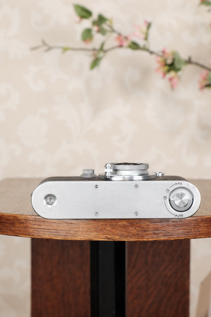 Superb! 1940 Leitz Leica IIIb with Leitz Elmar lens, CLA'd, Freshly Serviced! - Leitz- Petrakla Classic Cameras