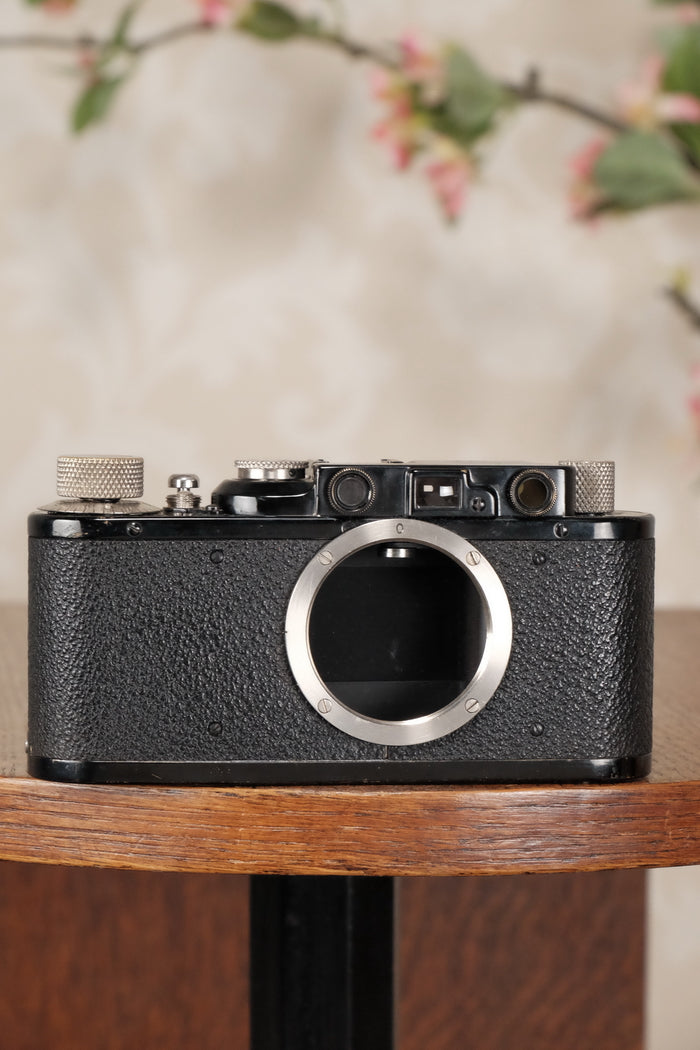 Excellent! 1932 BLACK LEITZ LEICA II, CLA'd, Freshly Serviced! - Leitz- Petrakla Classic Cameras