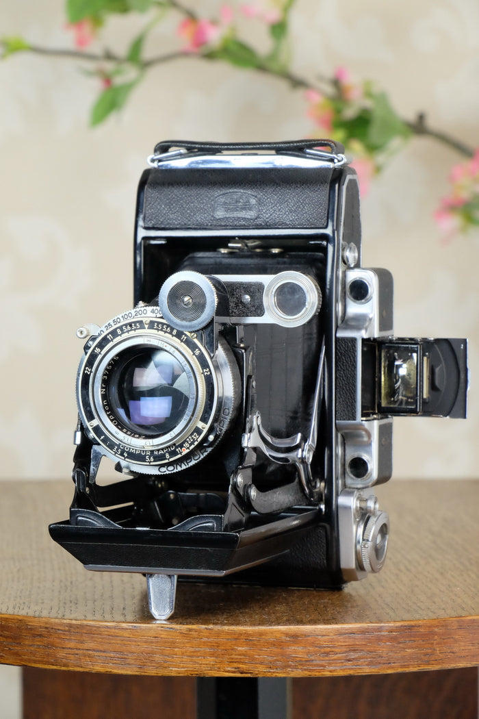 1953 Zeiss-Ikon Super 6x9 Ikonta 531/2, Coated Zeiss Tessar lens, includes 6x4.5 reduction mask, CLA’d, Freshly Serviced! - Zeiss-Ikon- Petrakla Classic Cameras