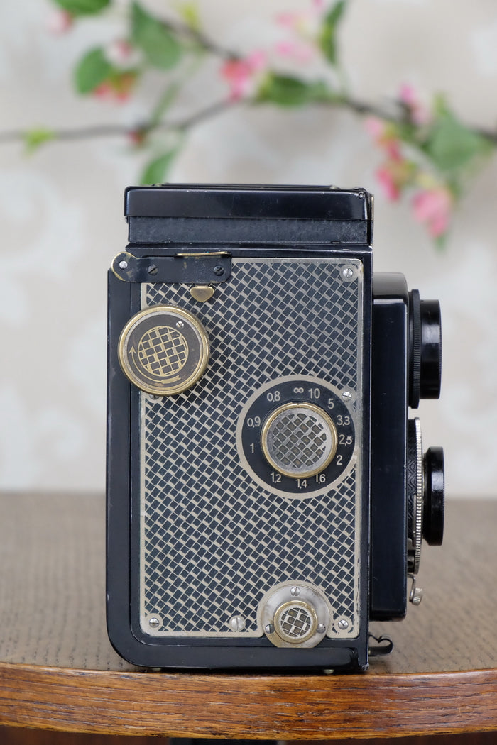 1933 Art-Deco Nickel-plated Rolleicord  CLA's, Freshly Serviced! - Frank & Heidecke- Petrakla Classic Cameras