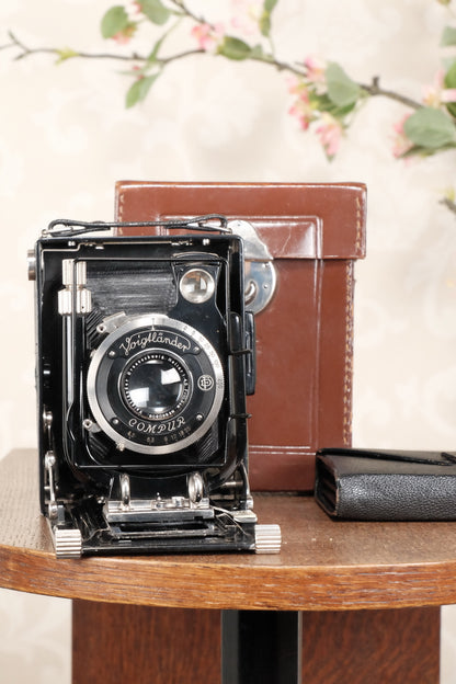 Superb! 1932 Voigtlander Bergheil Camera with Heliar lens and Roll-Film back! Freshly serviced CLA’d - Voigtlander- Petrakla Classic Cameras