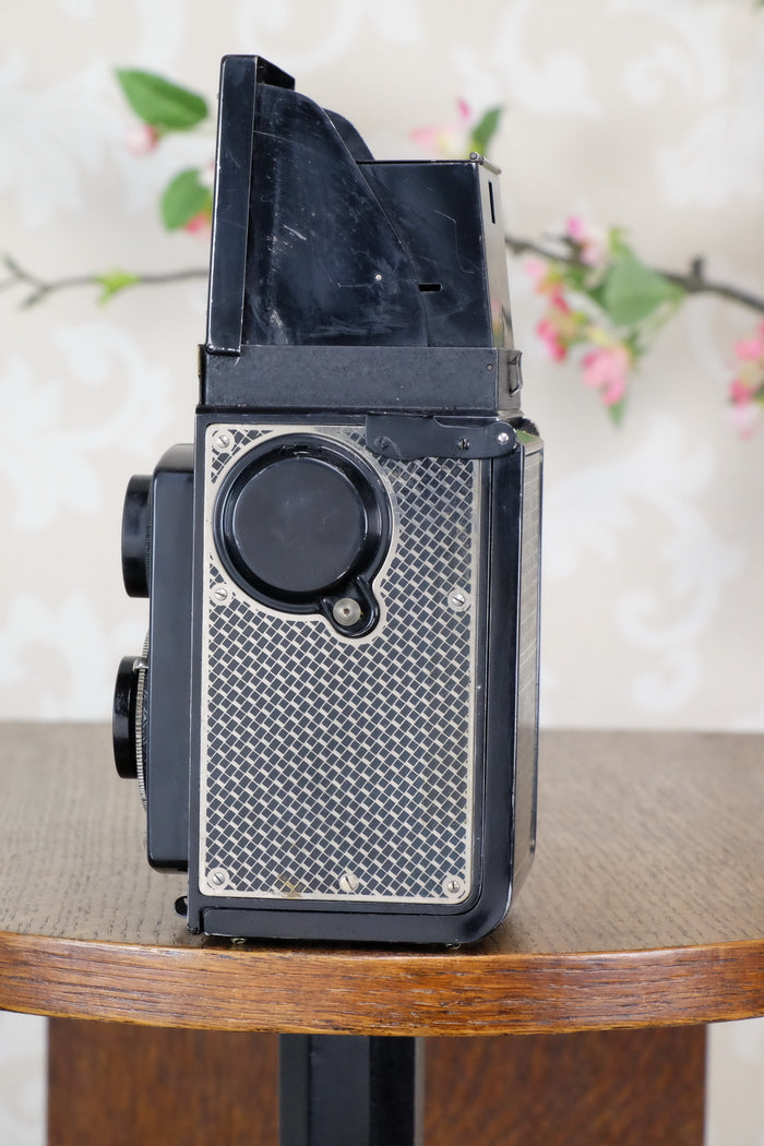 1933 Art-Deco Nickel-plated Rolleicord  CLA's, Freshly Serviced! - Frank & Heidecke- Petrakla Classic Cameras