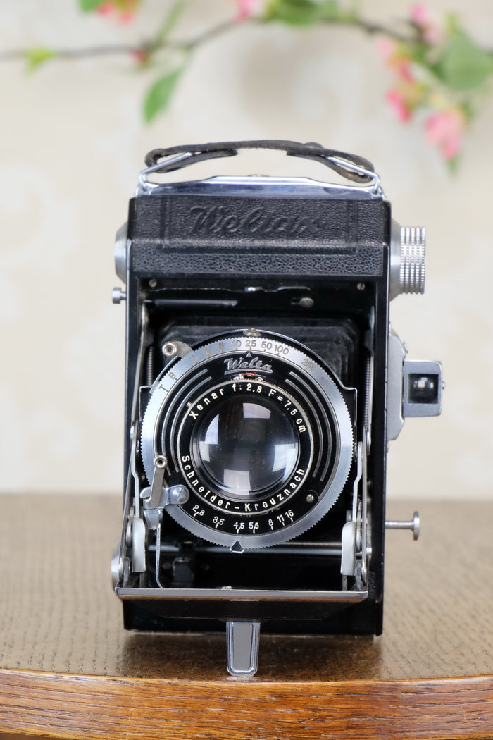 Superb! 1938 Welta Weltax 6x6, complete with 6x4.5 reduction mask, CLAd, Freshly Serviced! - Welta- Petrakla Classic Cameras