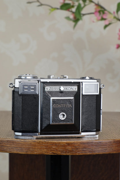 Superb! 1953 Zeiss Ikon Contessa 533/24, CLA'd, Freshly Serviced! - Zeiss-Ikon- Petrakla Classic Cameras